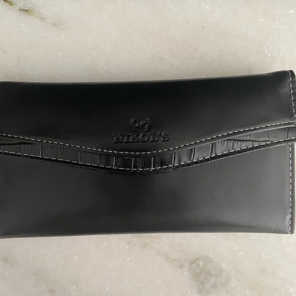 Nikol’s Argentinian Tri Fold Leather Wallet